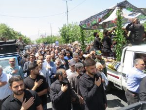 تشییع وخاکسپاری شهید سردار حمیدرضا روزبهانی در اشترینان باحضور گسترده مردم